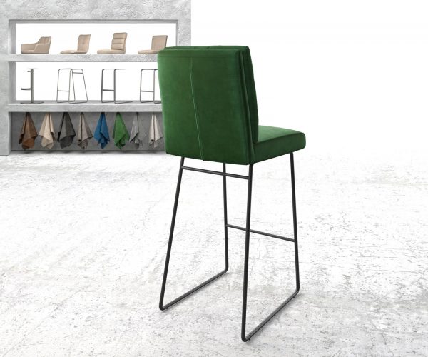 Barová židle Pela-Flex Velvet Green Kovový rám s ližinami - Image 3