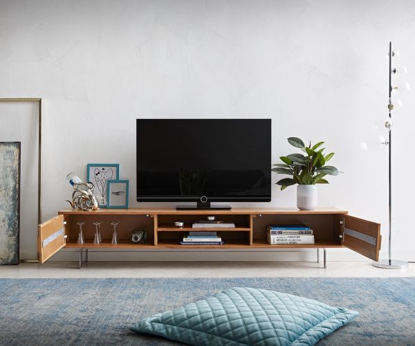 TV stolek Fevo 200 cm akácie přírodní 2 dvířka podnož ve tvaru "L" - Image 4