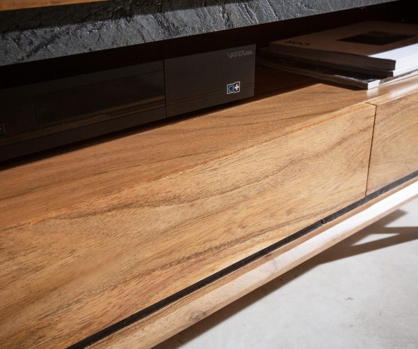 TV stolek Stonegrace 240 cm akácie přírodní 2 dvířka 1 přihrádka 2 zásuvky kamenina podnož ve tvaru "V" - Image 6