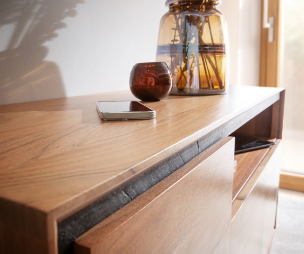 Komoda Stonegrace 145 cm akácie přírodní 3 dvířka 1 přihrádka kamenina podnož ve tvaru "V" - Image 4