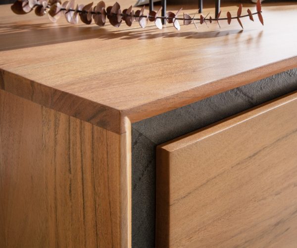 Komoda Stonegrace 175 cm akácie přírodní 4 dvířka 1 přihrádka kamenina podnož ve tvaru "V" - Image 6