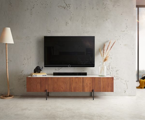 TV stolek Secara 175 cm akácie hnědá 4 dvířka mramorová podnož černá