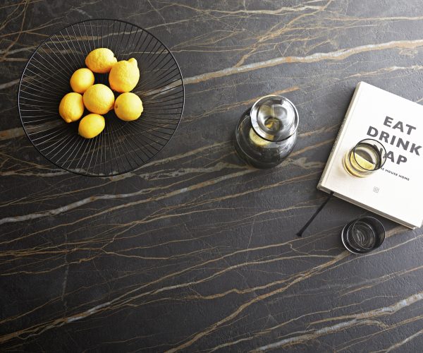 Jídelní stůl Edge 200x100cm Laminam® keramika hnědá křížová podnož černá - Image 5