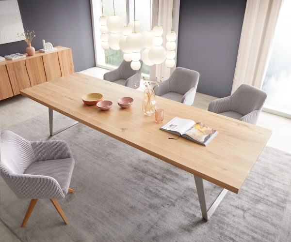 Jídelní stůl Edge 300x100 cm přírodní dub šikmá podnož nerezová ocel - Image 4