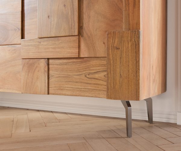 Komoda Puzzle 145 cm přírodní akácie šikmá podnož nerezová ocel - Image 5