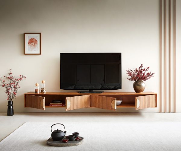 TV stolek Surimu 240x35x25 cm akácie světle hnědá 4 dvířka korkové madlo závěsné - Image 4