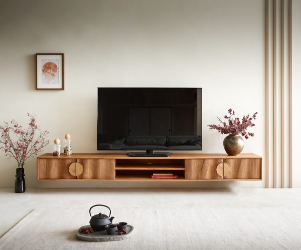 TV stolek Surimu 240x35x25 cm akácie světle hnědá 4 dvířka 2 přihrádky korkové madlo závěsné - Image 2