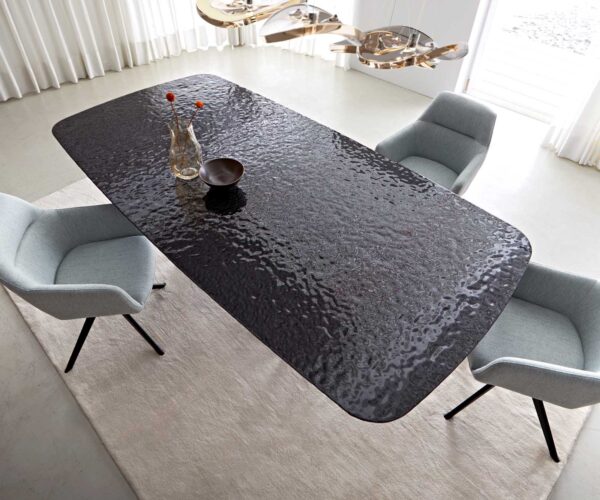 Jídelní stůl Edge oválný 240x120 kouřové černé reliéfní sklo 3D design křížová podnož plochá černá - Image 6