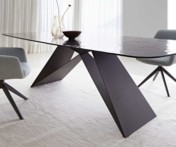 Jídelní stůl Edge oválný 240x120 reliéfní sklo kouřově černá 3D design podnož ve tvaru "V" plochá ocel černá - Image 7