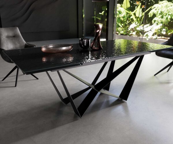 Jídelní stůl Edge 200-300x100 Reliéfní sklo kouřově černá 3D design podnož plochá ocelová černá rozkládací - Image 5