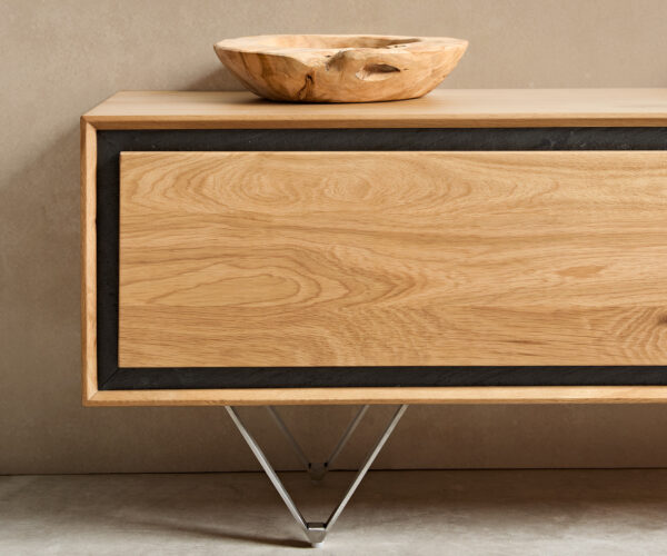 TV stolek Stonegrace 200 cm přírodní dub 4 dvířka kamenná dýha podnož ve tvaru "V" nerezová ocel - Image 6